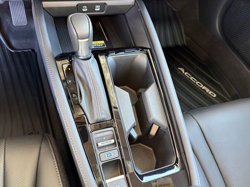 Certified 2025 Honda Accord Touring image 24