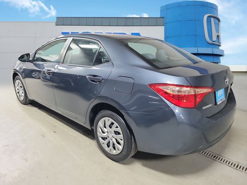 Used 2019 Toyota Corolla LE image 4
