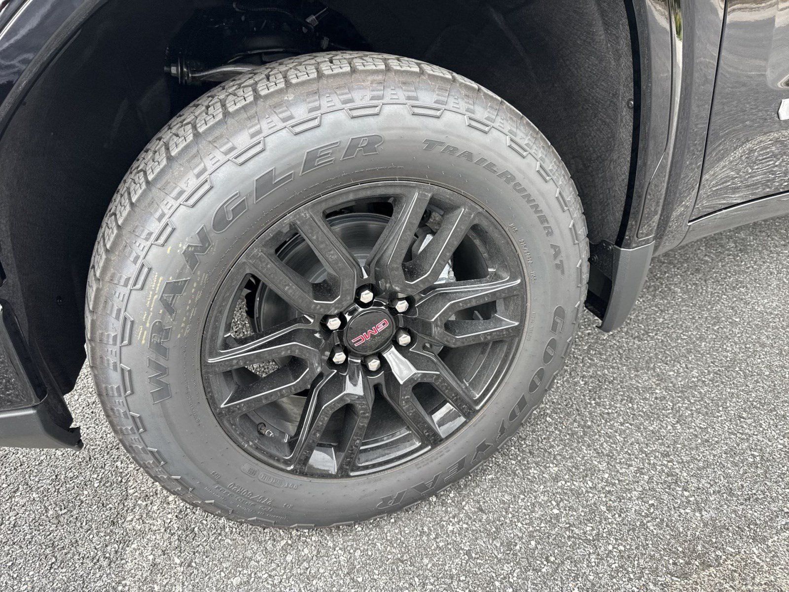 New 2026 GMC Sierra 1500 Elevation AWD/4WD image 8