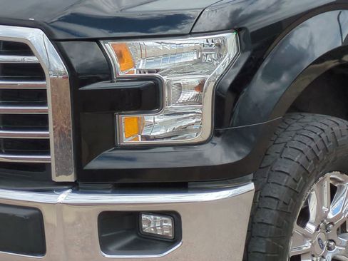 Used 2017 Ford F150 XLT w/ Equipment Group 302A Luxury AWD/4WD image 11
