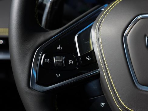 Used 2025 Chevrolet Corvette Z06 w/ Chrome Exterior Badge Package image 43