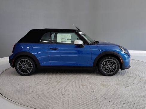 New 2026 MINI Cooper S FWD image 2