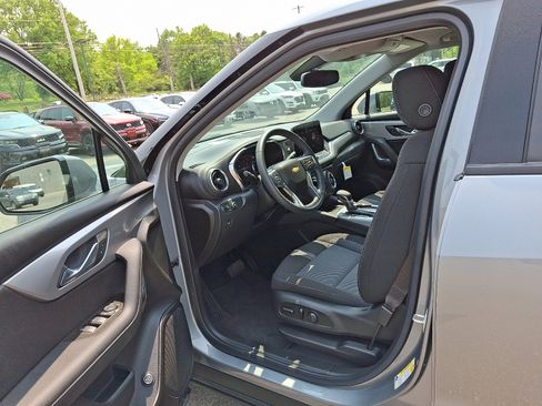 Used 2023 Chevrolet Blazer LT w/ Convenience Package image 13