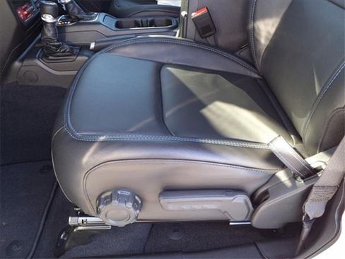 New 2023 Jeep Wrangler Unlimited Rubicon 4xe w/ Cold Weather Group image 20