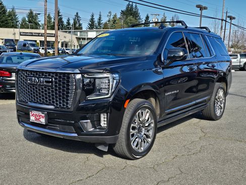 Used 2023 GMC Yukon Denali Ultimate image 3