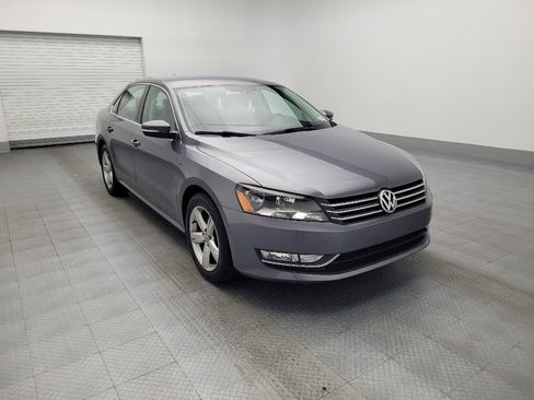 Used 2015 Volkswagen Passat 1.8T Limited Edition image 13