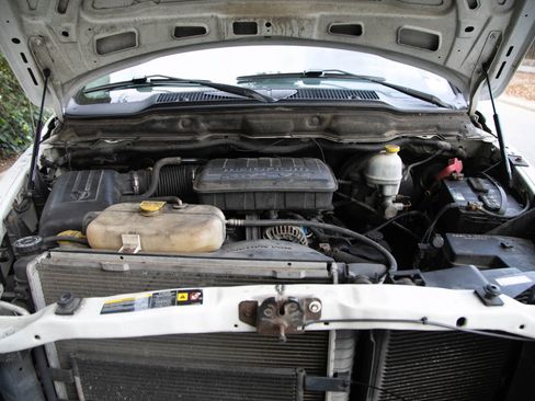 Used 2004 Dodge Ram 1500 Truck SLT w/ Big Horn Quad Cab Value Group image 32