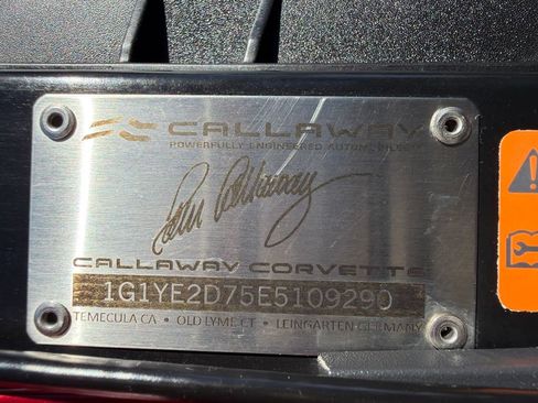 Used 2014 Chevrolet Corvette Stingray Coupe w/ 3LT Preferred Equipment Group RWD image 20