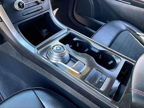 Used 2021 Ford Edge ST-Line image 20