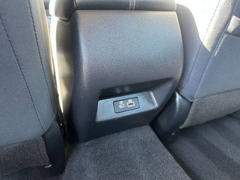 Used 2025 Nissan Altima 2.5 SV image 23