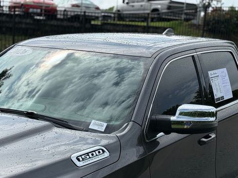 Used 2026 RAM 1500 Limited AWD/4WD image 11