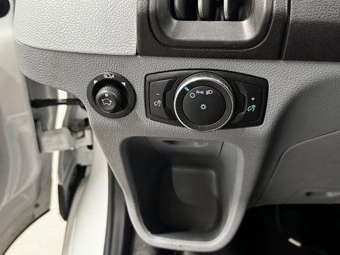 Used 2019 Ford Transit 150 148 Medium Roof image 21