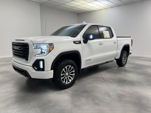 Used 2021 GMC Sierra 1500 AT4 w/ AT4 Value Package AWD/4WD image 4