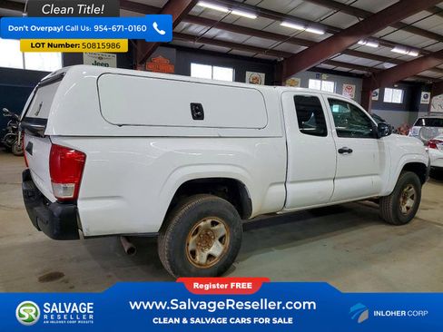 Used 2017 Toyota Tacoma SR RWD image 4