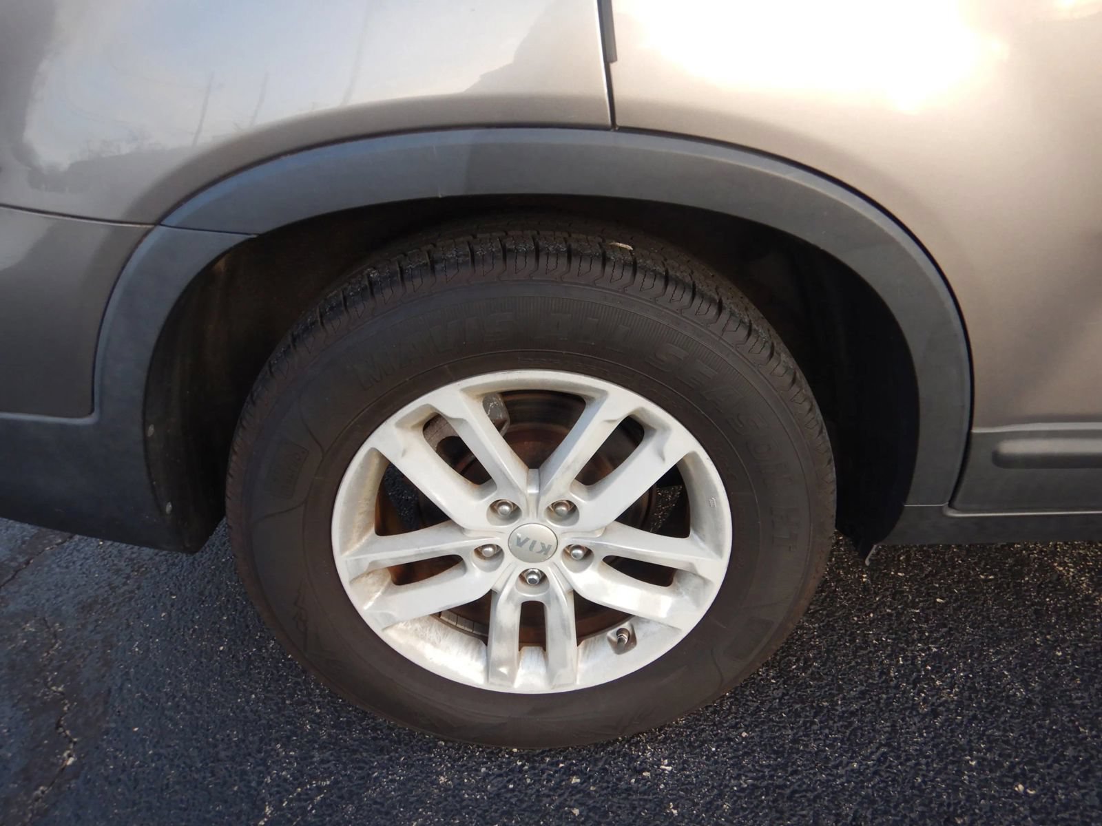 Used 2014 Kia Sorento LX FWD image 24