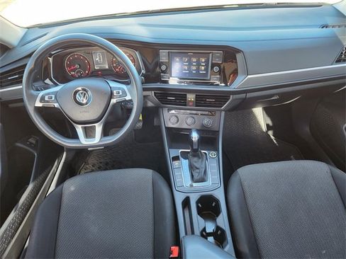 Used 2020 Volkswagen Jetta S image 16