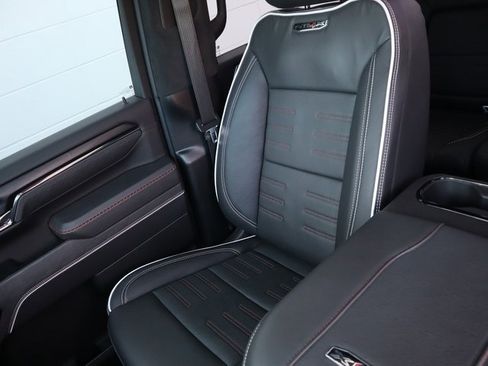 Certified 2024 GMC Sierra 2500 AT4X image 28