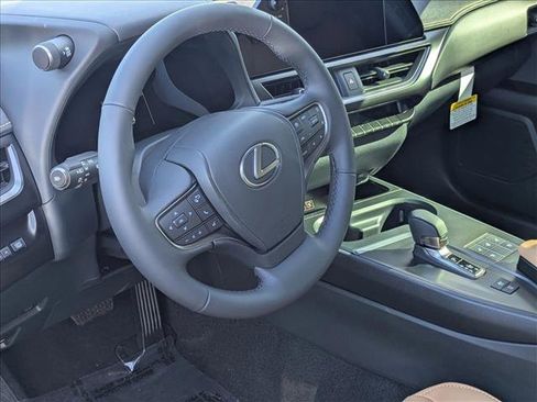 New 2025 Lexus UX 300h FWD image 3