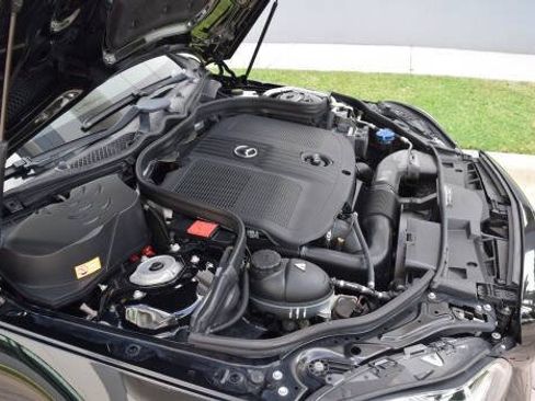 Used 2014 Mercedes-Benz E 250 BlueTEC Sedan image 91