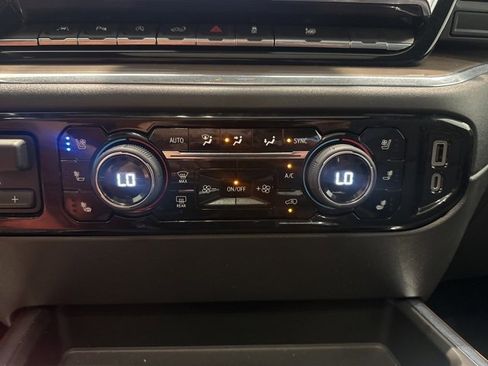 Certified 2022 Chevrolet Silverado 1500 High Country w/ Technology Package image 30