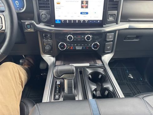 Used 2025 Ford F150 Platinum w/ Equipment Group 702A High image 27