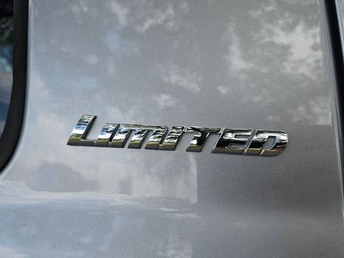 Used 2018 Toyota Tundra Limited AWD/4WD image 13