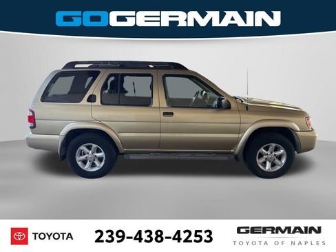 Used 2004 Nissan Pathfinder SE w/ (POP) SE Popular Pkg image 11