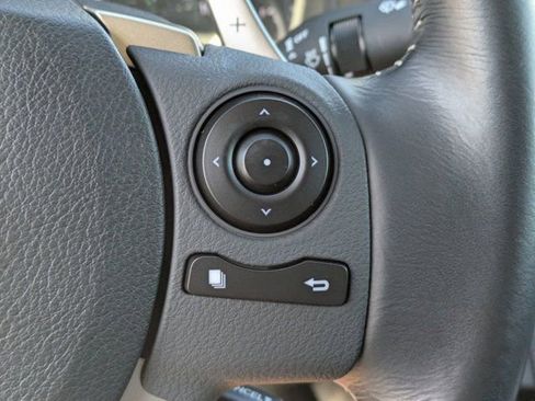 Used 2016 Lexus IS 200t RWD image 18