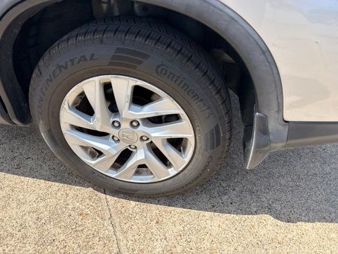 Used 2016 Honda CR-V EX image 9