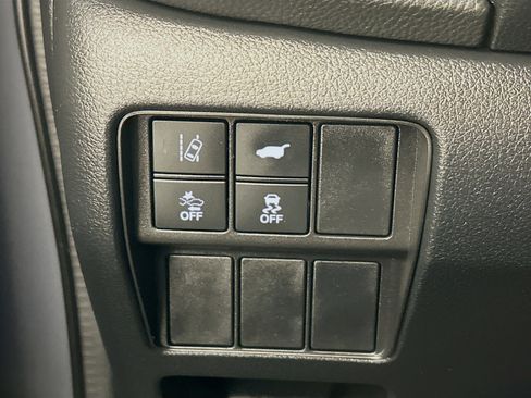 Used 2022 Honda CR-V EX-L image 17