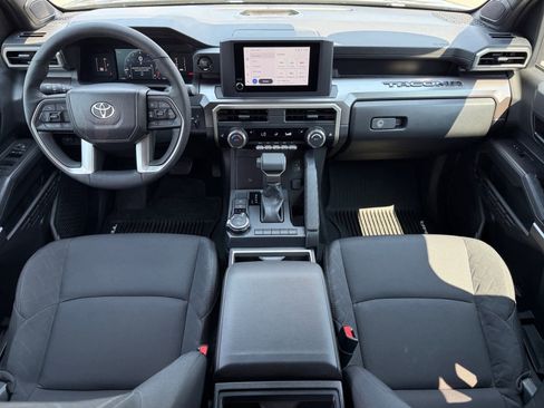 Used 2025 Toyota Tacoma SR5 image 11