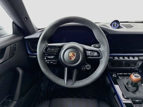Certified 2025 Porsche 911 Carrera RWD image 27