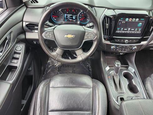 Used 2019 Chevrolet Traverse LT image 8