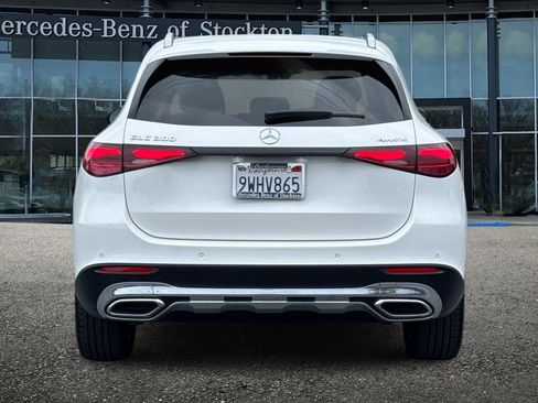 Used 2026 Mercedes-Benz GLC 300 4MATIC image 5