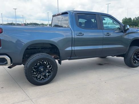 Used 2021 Chevrolet Silverado 1500 LT w/ Fleet Comfort Package AWD/4WD image 9