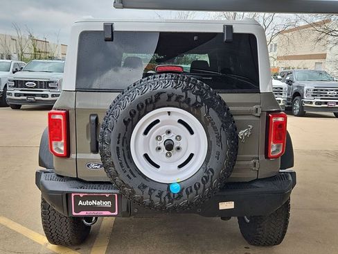 New 2026 Ford Bronco Heritage Edition image 8