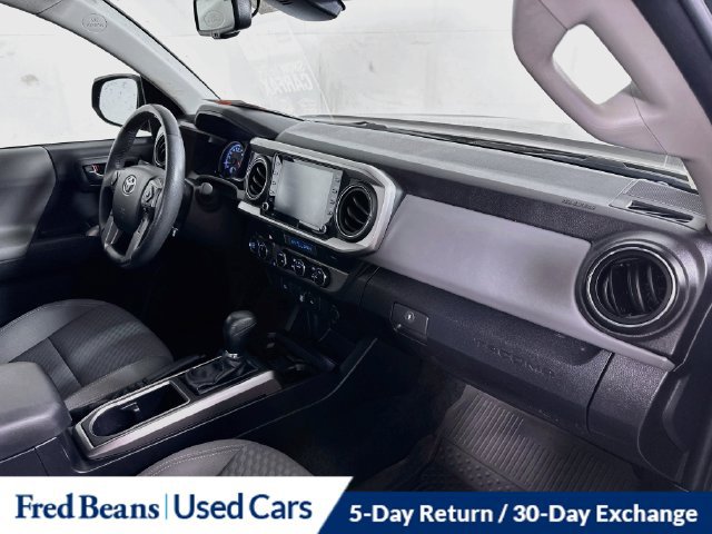Certified 2023 Toyota Tacoma SR5 AWD/4WD image 35