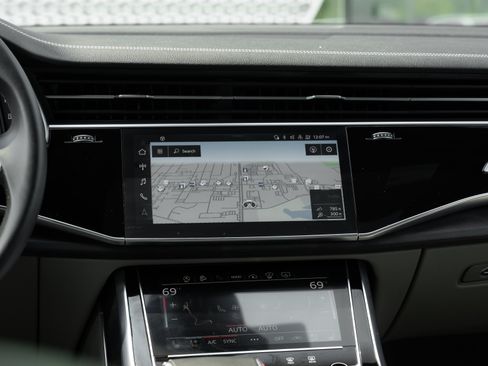 Certified 2023 Audi Q7 3.0T Prestige w/ Prestige Package AWD/4WD image 11