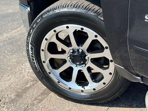 Used 2015 Chevrolet Silverado 1500 LT w/ LT Convenience Package AWD/4WD image 19