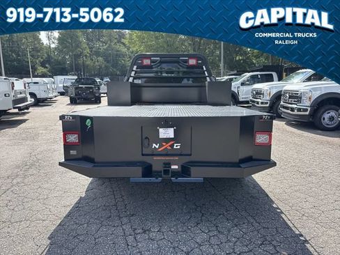 New 2026 Ford F550 4x4 Crew Cab image 7