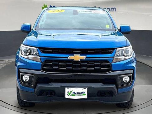 Used 2022 Chevrolet Colorado LT w/ Luxury Package AWD/4WD image 2