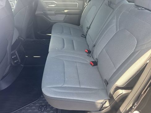 Used 2022 RAM 1500 Big Horn AWD/4WD image 17