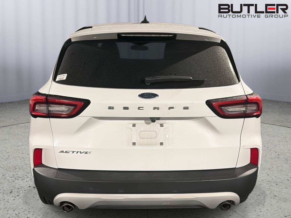 Used 2023 Ford Escape Active FWD image 9