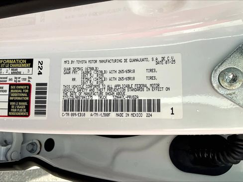 Used 2025 Toyota Tacoma Limited image 34