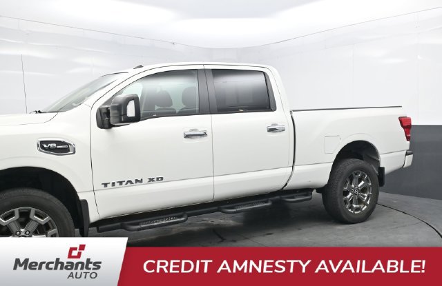 Used 2021 Nissan Titan SV AWD/4WD image 3