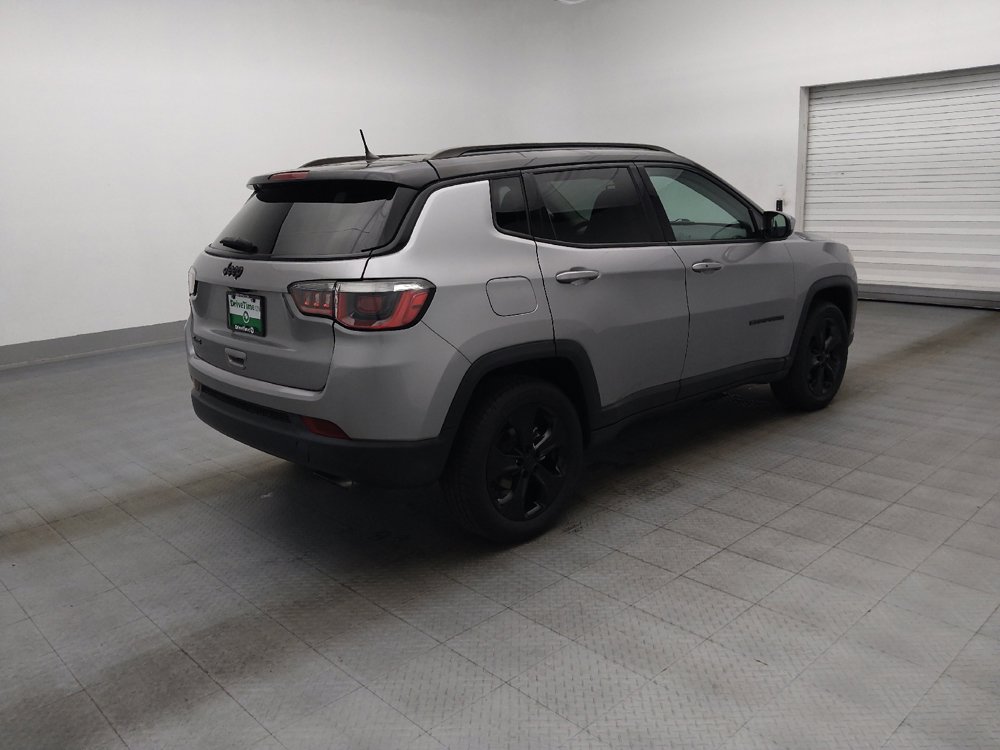 Used 2018 Jeep Compass Latitude AWD/4WD image 10