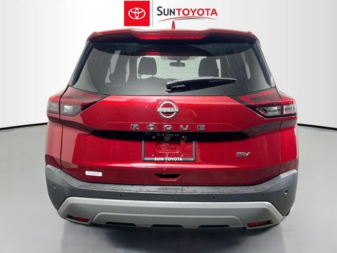 Used 2023 Nissan Rogue SV FWD image 5