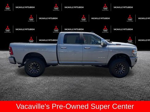 Used 2024 RAM 2500 Laramie AWD/4WD image 7