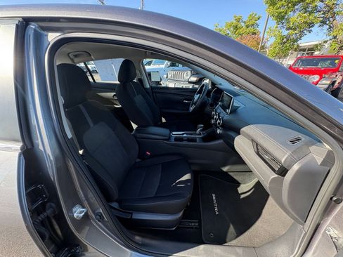 Used 2025 Nissan Sentra SV FWD image 24