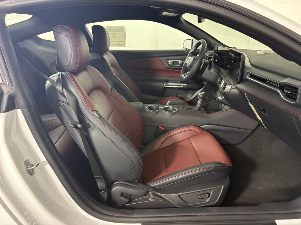 New 2026 Ford Mustang GT Premium w/ GT Performance Package RWD image 34